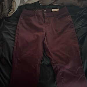 New With Tag, Classic Fit Straight Jeans, Petite Size 12 Burgundy Color